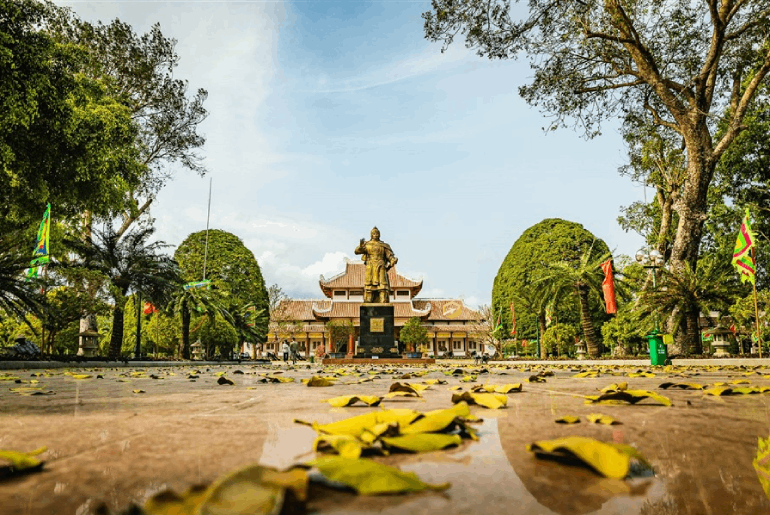 Tour Bảo Tàng Quang Trung