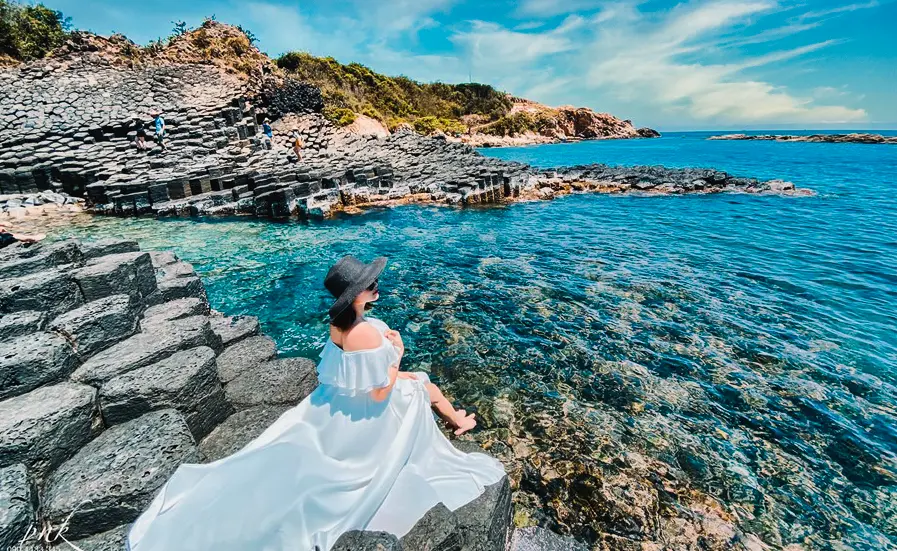 Tour Gành Đá Dĩa