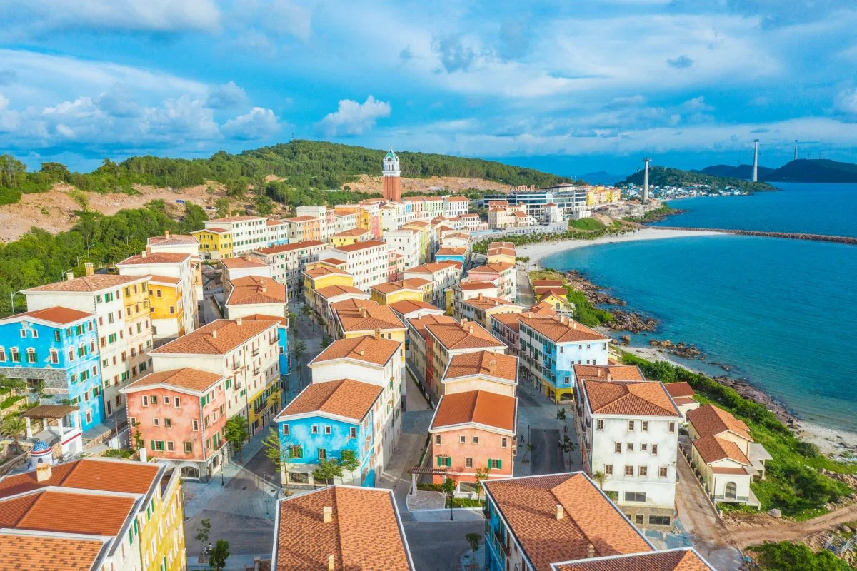 Tour Phú Quốc - Grand World - Cầu Hôn - Địa Trung Hải 3